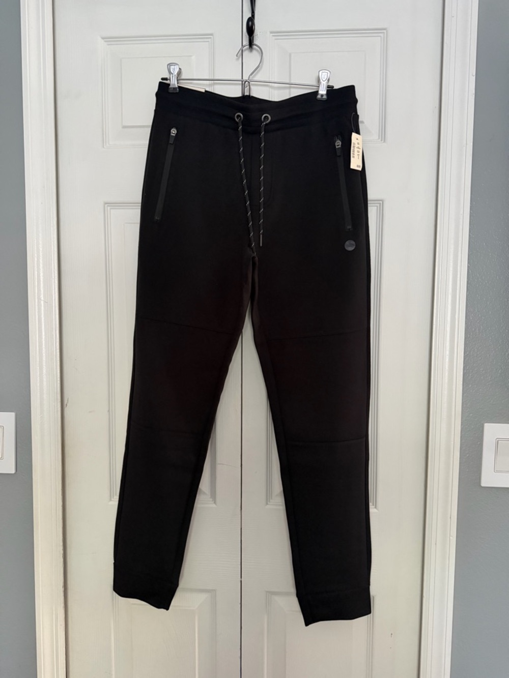 Aeropostale Men's Black Jogger Sweatpants with Zip Pockets NWT